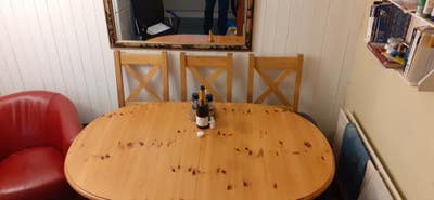 Warm Double shared house, walking distance to stat Main Photo