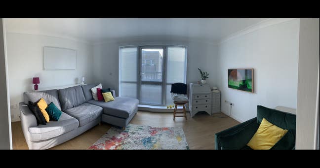 Double room, near Queen Mary Uni, 1 flatmate Main Photo