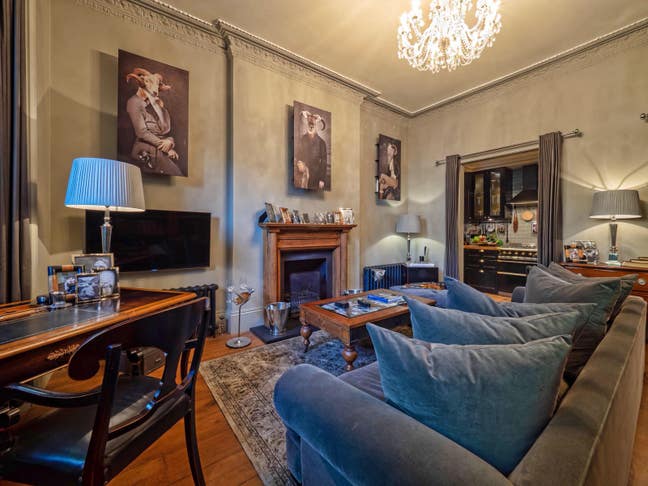 Must Be Seen ( Videos Available) Main Photo