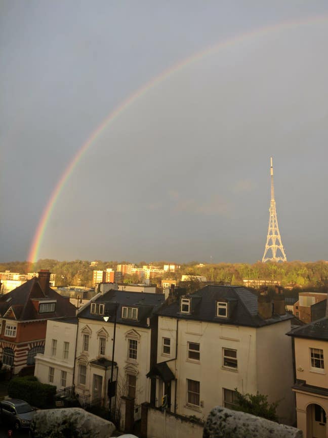 Double room available in 2 bed flat  Main Photo