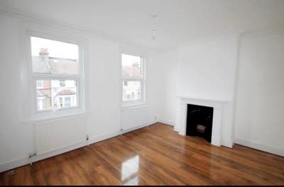 2  Bed  Garden  House  To  Let  South  Norwood  SE25  Main Photo