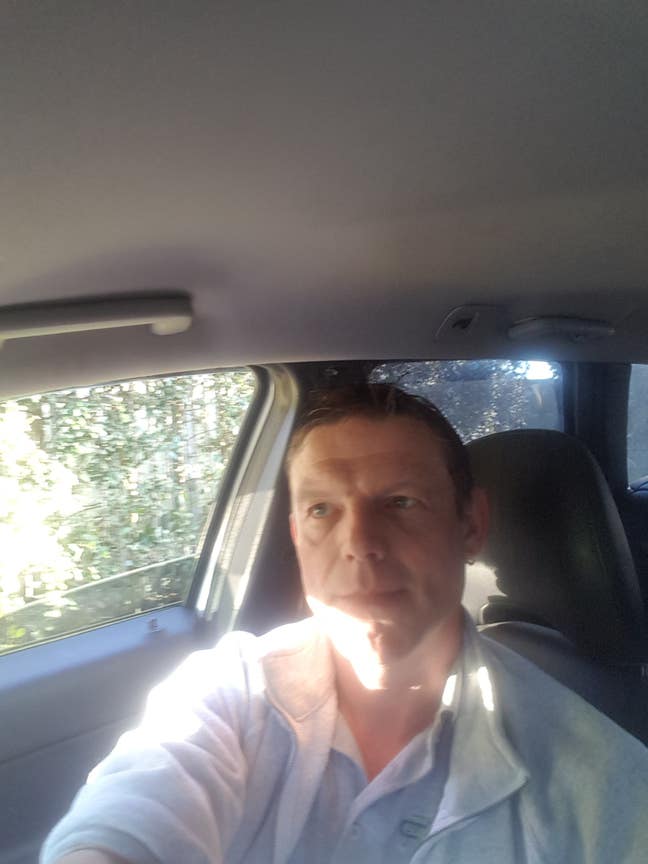 Professional Male seeks a single or double room Main Photo