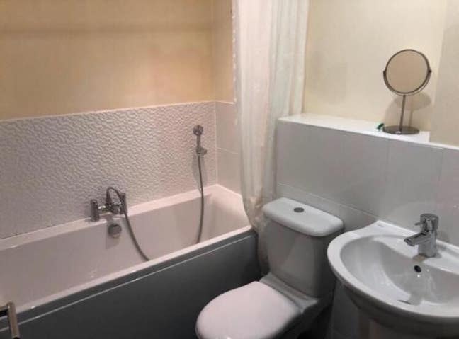 Double Bedroom Main Photo