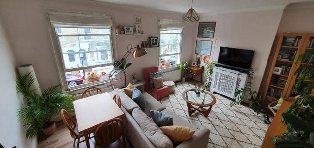 Tranquil 1 bed flat in Askew Village, inc bills Main Photo