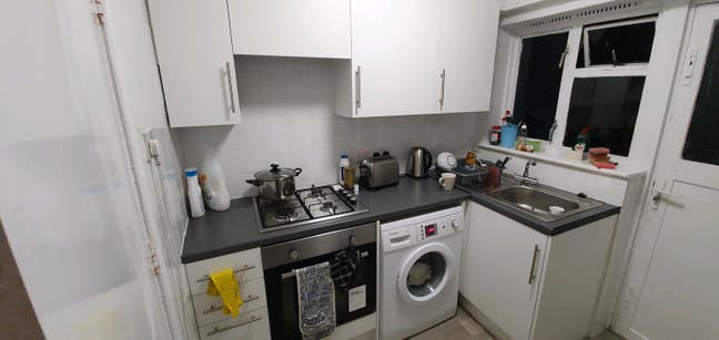 4 Double Bedroom In Stonebridge Park Main Photo