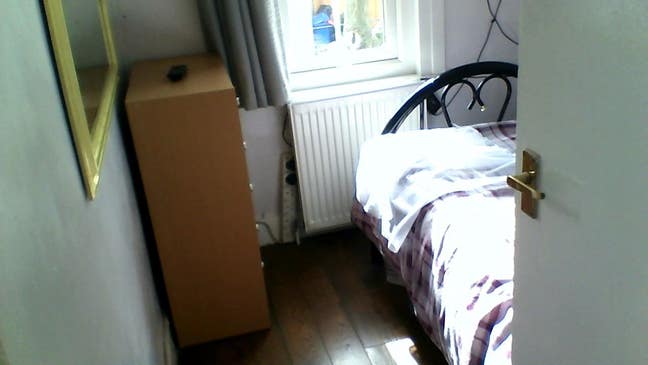 Single Room in Beautiful 2 Bedroom House  Main Photo