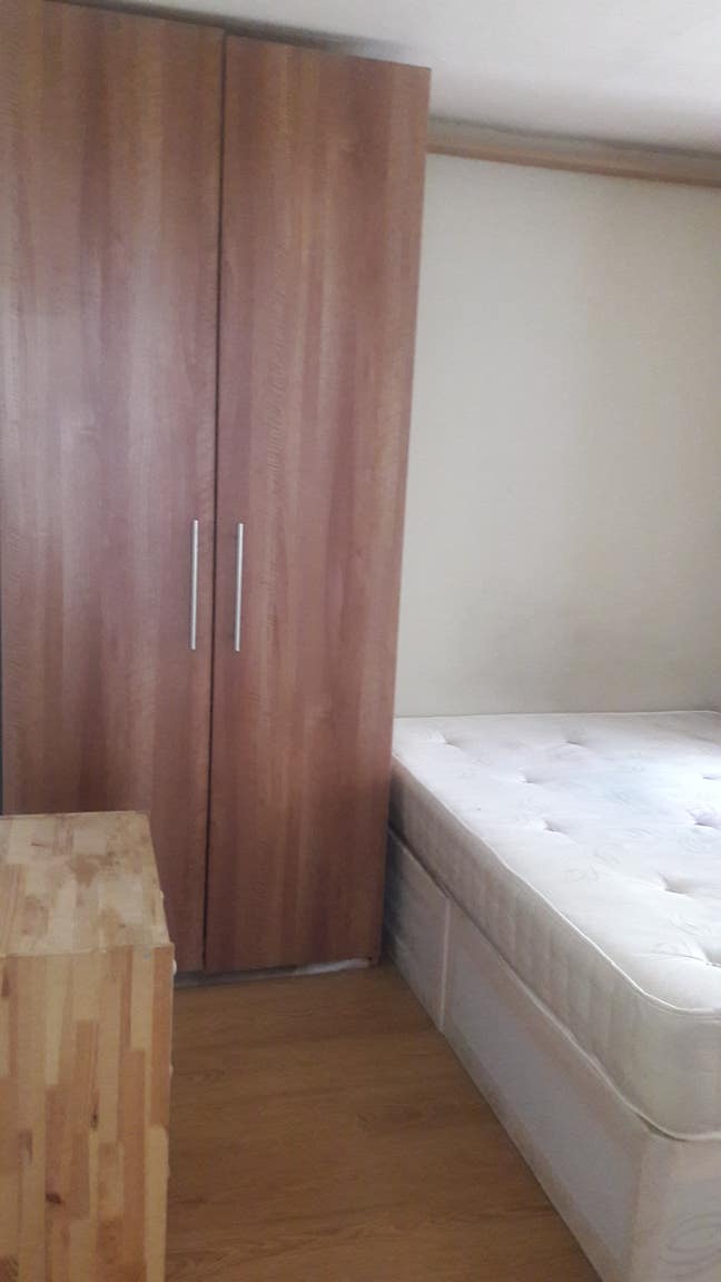 Room for rent Main Photo