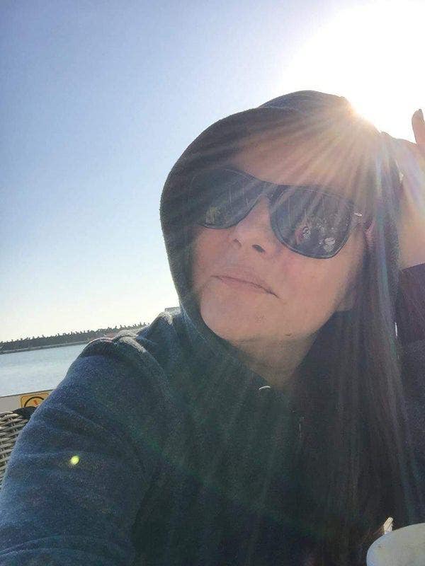 Looking for a bright double ensuite or studio flat Main Photo