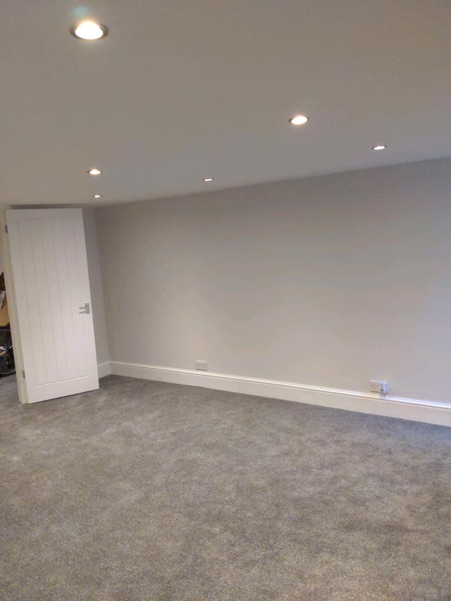 Newly refurbished en-suite room south croydon Main Photo