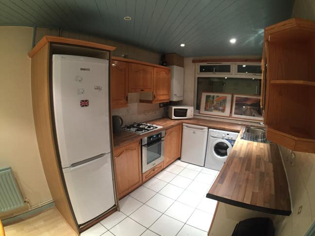 Single Room Canary Wharf. 2 Mins Walk from Dlr Main Photo