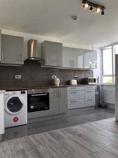 Large double ,Modern Flat in Putney inc all bills Main Photo