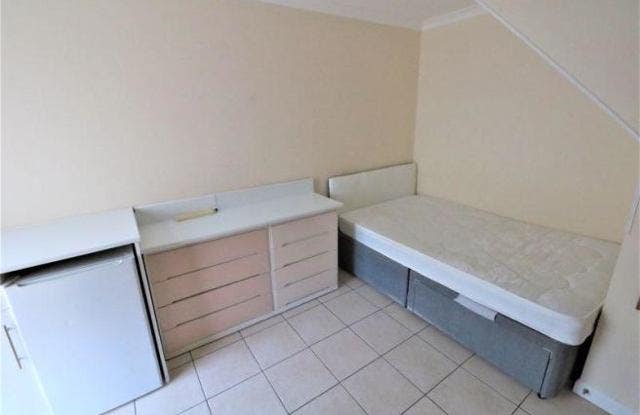 En-suite Double room &pound;700pcm Stevenage Main Photo