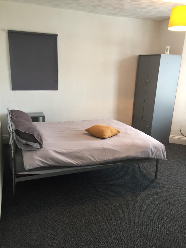 Double room to rent Main Photo