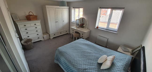 Large Double Room Furnished  Bill Included Main Photo