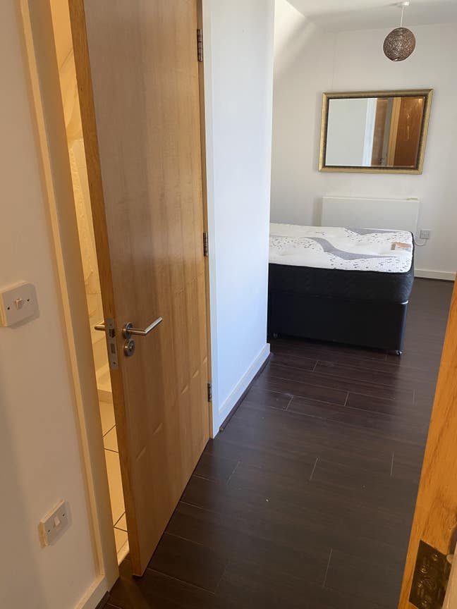 Furnished, En suite Double room in very nice flat Main Photo