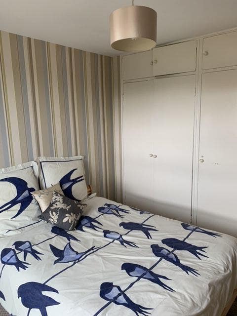 Large Double Bright room N16/E5 borders Main Photo