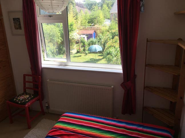 Lovely double + bathroom, parking & WiFi all incl. Main Photo