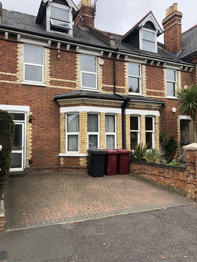 Double Room Inclusive Of Bills Main Photo