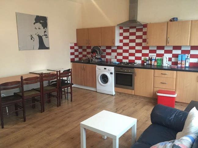Large Double Room to Let in the Heart of Wandswort Main Photo