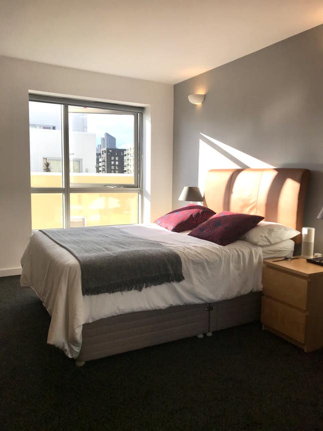 🏳️🌈 Bright Double Room in Friendly Gay Flat. Main Photo