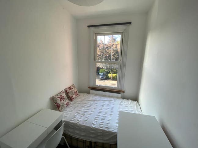  Single  room -  bills  inc Main Photo