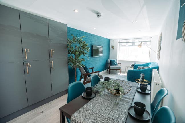 Modern Double Room! All Bills Incl. Main Photo