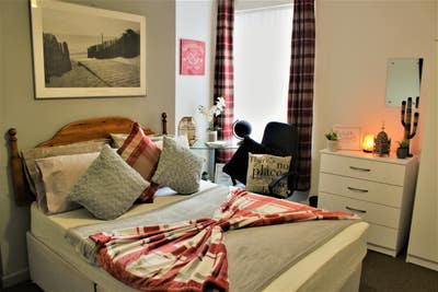 Professional House Share in City Centre!  Main Photo