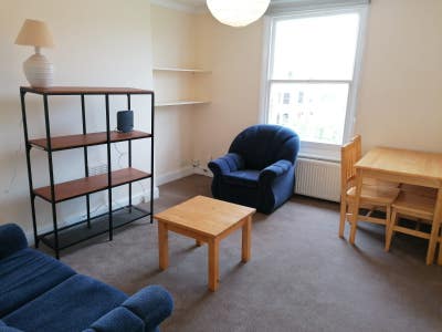3 Bed Flat in Finsbury Park Main Photo