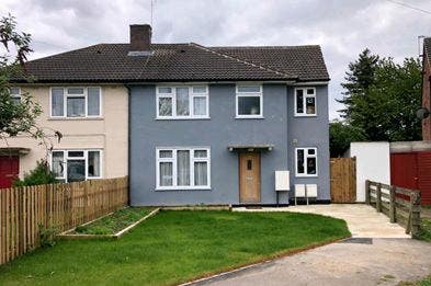 Stunning 2 bedroom flat with private garden  Main Photo