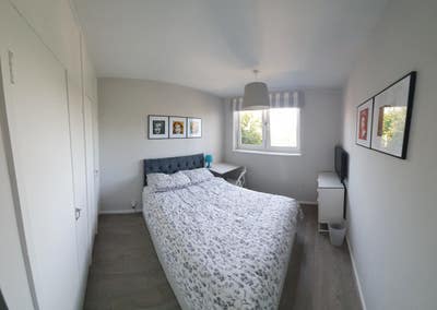 Vauxhall/Waterloo/Bat - Dbl  en suite (Mon to Fri) Main Photo