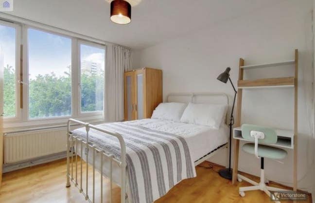 Large 1 bed flat in Old Street EC1 Main Photo