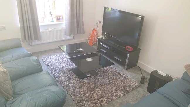 Double bedroom in 4 bedroom brand new House Main Photo