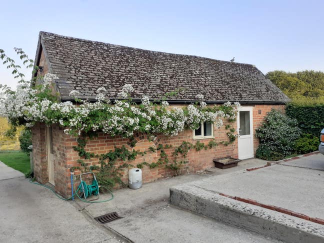 Small barn conversion for one person only Main Photo