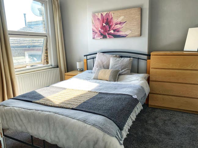 🤩Amazing Room in Streatham. Available NOW 👍 Main Photo