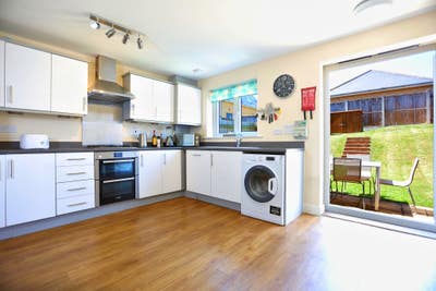 Take a Look 👀 New rooms Available 🏡 Main Photo