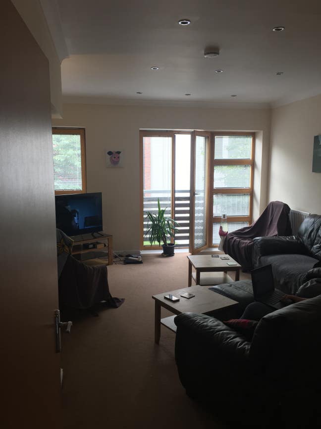 STUNNING 4 king bed 3 bath by Temple Meads Main Photo
