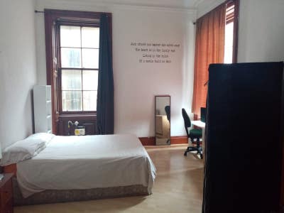 Double bedroom to rent Main Photo
