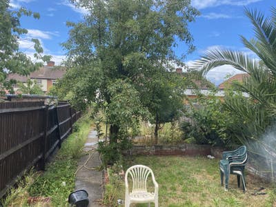 Double Room  Wembley Available  Main Photo