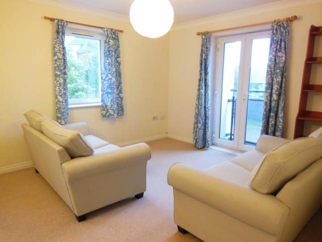 Available now 2 bed upper flat in Fenham at &pound;795pm Main Photo