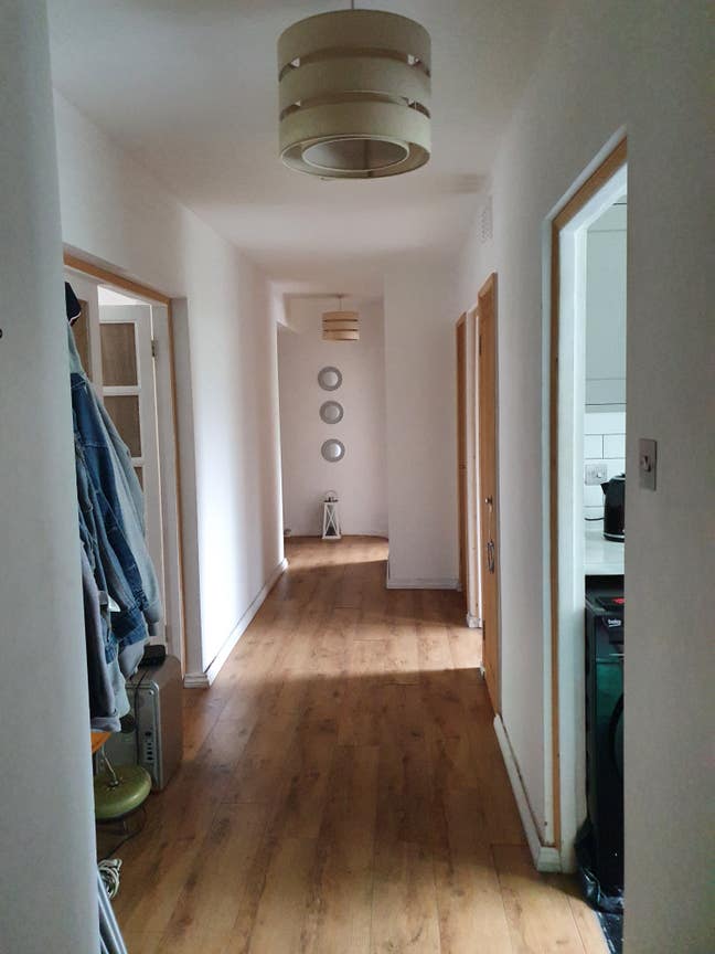 Fully furnished double room with lovely views Main Photo