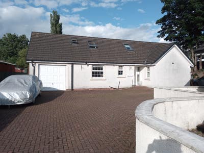 Good accommodation must be seen Main Photo