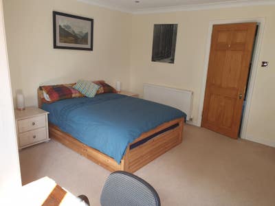 Attractive double room, own shwr/WC, Barnton Main Photo