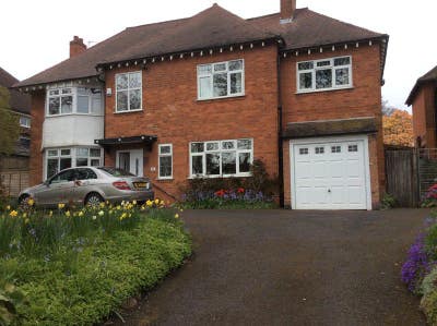 Single Room with Private Bathroom Available 01/08  Main Photo