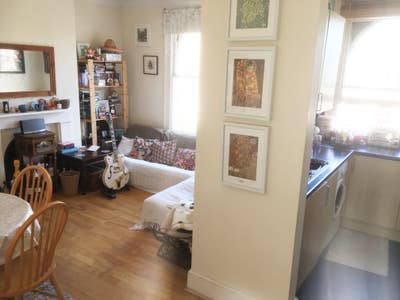 Lovely spacious 3 bed Flat Finsbury Park Station Main Photo