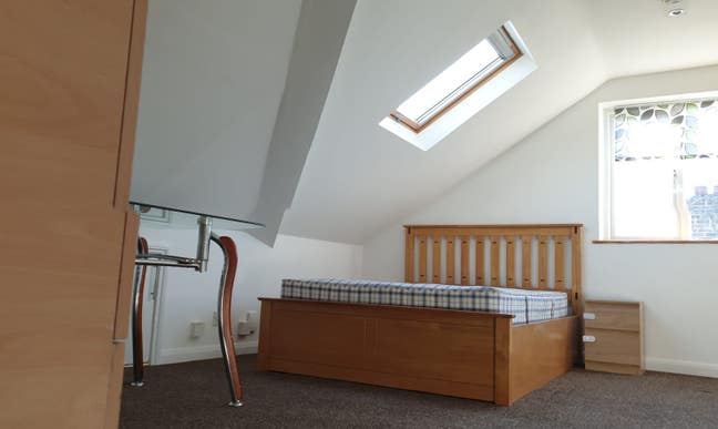 Studio Own Kitchen in Chadwell Heath &pound;1195 Main Photo