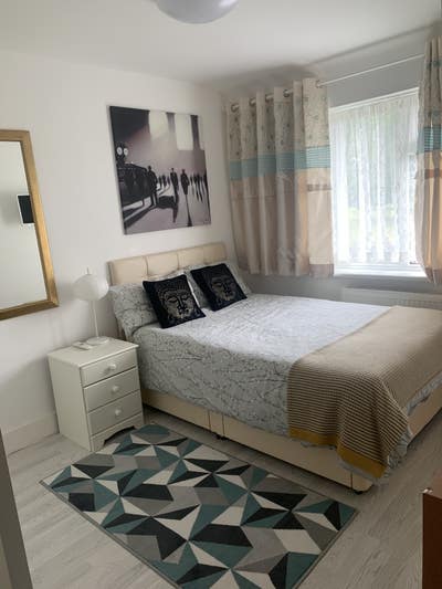 Cozy  Small Double Room for rent Main Photo