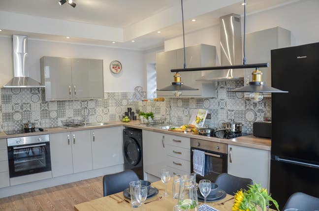 Modern Fully Furnished en-suite rooms Main Photo