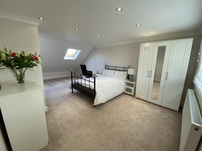 Ensuite double loft room &pound;950 - Bills inc Main Photo