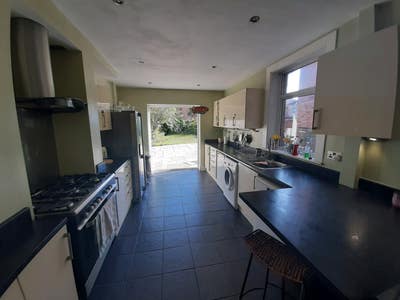 Homely house share Main Photo