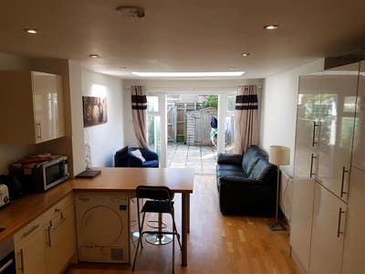 Double room to let in Summertown, North Oxford Main Photo